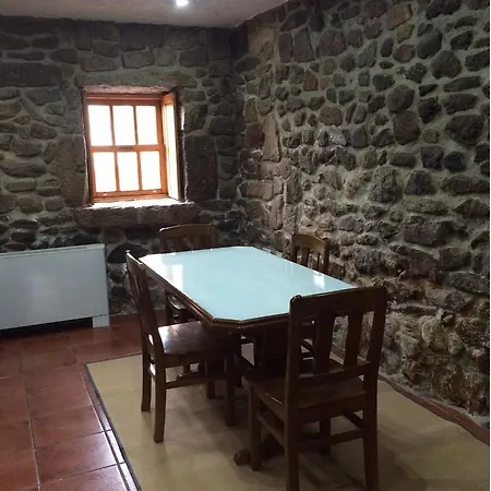 Casinhas Do Ribeiro 別荘