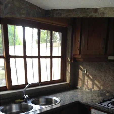 Casinhas Do Ribeiro ポーヴォア・デ・ラニョゾ