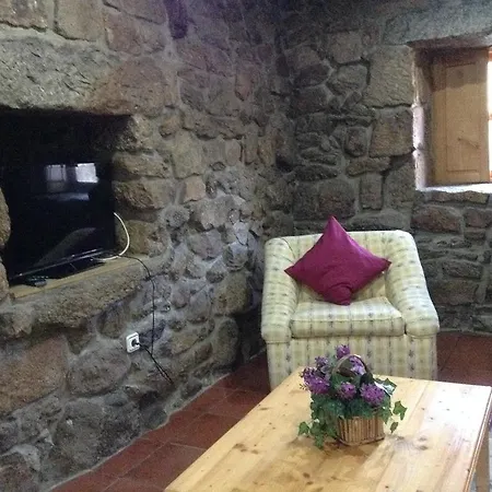 Casinhas Do Ribeiro 別荘