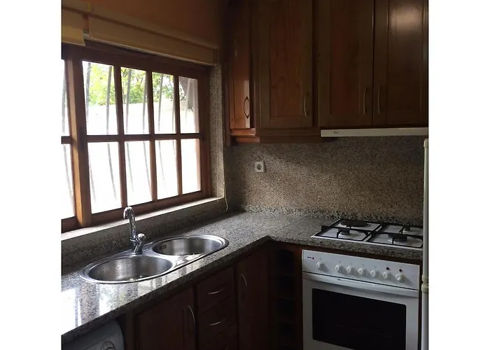 Casinhas Do Ribeiro * Póvoa de Lanhoso